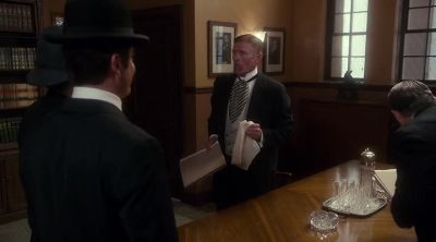 Why the bird? - Murdoch Mysteries