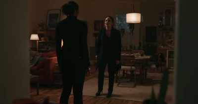 Why the hell do you think
you have the right - The Republic of Sarah