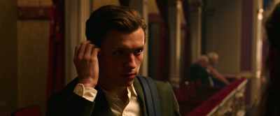 - Why the hell not? Parker?
- You don't want to sit next to me, - Spider Man: Far from Home