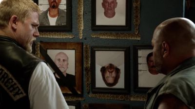 Why the hell Reggie
turn in his patch? - Sons of Anarchy