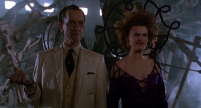 Why is the world jam packed with such idiots - Hudson Hawk