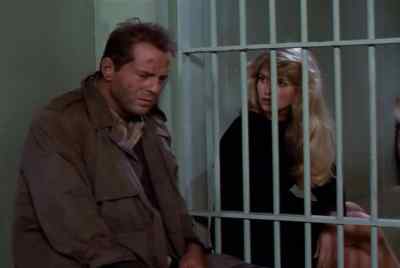 WHY WERE YOU FOLLOWING
THIS MADDIE? - Moonlighting