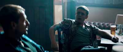 - Why? What do you wanna know?
- Just tell him what happened! - Avengement