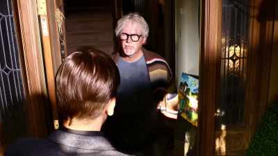 - Why? What's it to you?
- It's a cold case. - The Man from Earth: Holocene