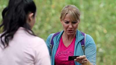 Why would a journalist
talk to a teenager - When Mom Becomes a Murderer