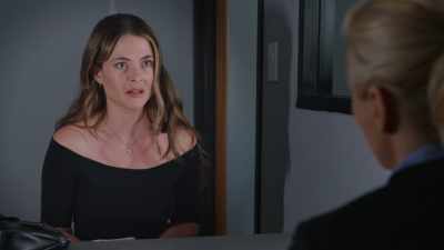 Why would I tell you
to go and talk to her - Million Dollar Lethal Listing