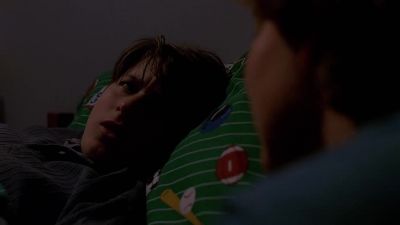 - Why would you say that?
- Dad's a good shot. - The X-Files