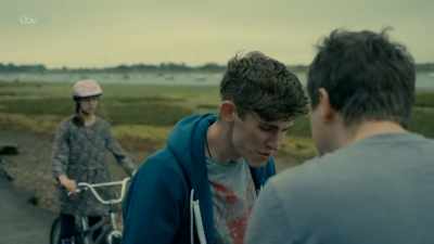 - Why would you even talk to him?
- Because I was desperate. - Innocent