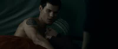 Wow, you're freezing, Bella. - The Twilight Saga: Eclipse
