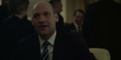 - Why'd your date ditch you? - House of Cards