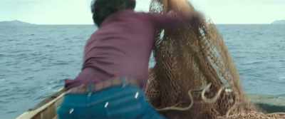 Why's this stupid ass anchor
always acting up! - Smugglers