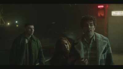 Why's he tapping you up, then, hmm?
We were literally just chatting. - Passenger