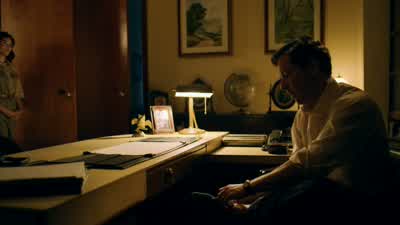 - The machine's full. - Narcos