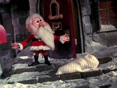 Wiggle my ears and tickle my toes - Santa Claus Is Comin' to Town