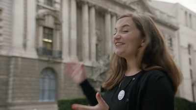 Wignall: We're in front
of the old bailey, - Searching for Secrets