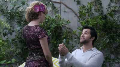 Will you make me the happiest man
on earth and marry me? - Fuller House