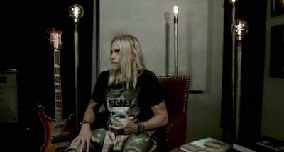 - [Will] Obviously, other
friends that work with him, - Evanescence: Embracing the Bitter Truth