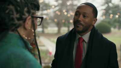 Will you remind her
she's supposed to help me - Brewster’s Millions: Christmas