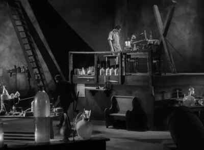 Will my search never end? - Murders in the Rue Morgue