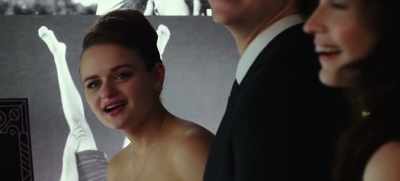 ♪ Will you stand above me... ♪ - The Kissing Booth