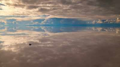 WILL: Those four and a half thousand miles - Welcome to Earth