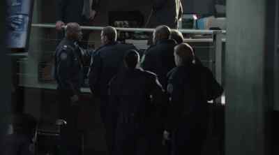 Williams, Shaw, come with me. - Rookie Blue