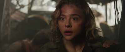 WILLIAMS: We lost him.
BECKELL: What? No. No! - Shadow in the Cloud
