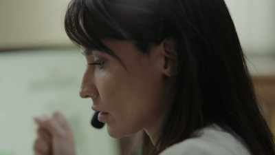 [Willow] No. You don't.
She's just busy. - My Life Is on the Line
