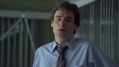 Wilson's right.
We need to make her colder. - House
