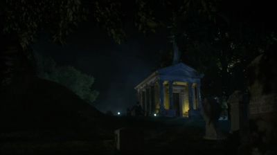 (wind chimes softly chiming) - Hemlock Grove