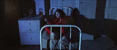 (wind whipping) - Trauma Therapy: Psychosis