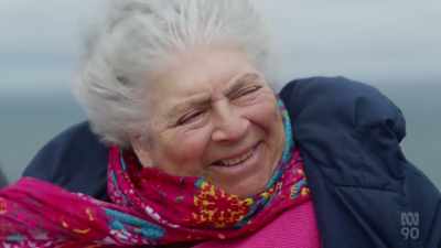 (WIND WHISTLES) - Miriam Margolyes: Australia Unmasked