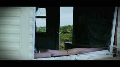 [wind whistles] - Murder in the Badlands