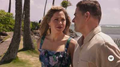 [wind whooshing] - You Had Me at Aloha