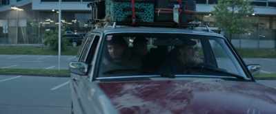 [window squeaks] - Your Christmas or Mine 2