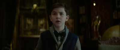 [wings fluttering] - The House with a Clock in Its Walls