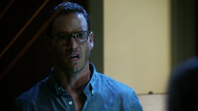 WINTHROP:
Hello, Mr. Russell. - CSI: Crime Scene Investigation