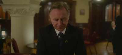 - Wipe your mouth, Roy.
- You think you should be celebrating this? - Toxic Town