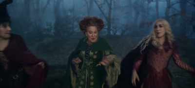 ♪ Witch, witch, the witches are back ♪ - Hocus Pocus 2