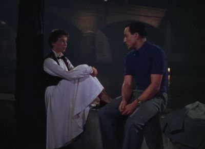 With a binding like you've got - An American in Paris