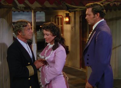 With a cold Monday morning to follow - Show Boat