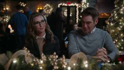 With all these super
important things - Lights, Camera, Christmas!
