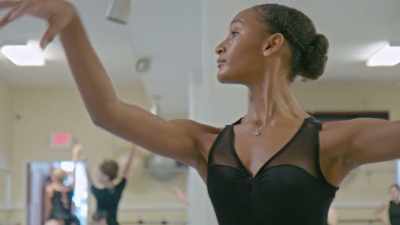  With ballet,
it's about the artistry, - On Pointe