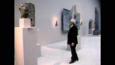 With his brothers,
the Sackler family - The Crime of the Century