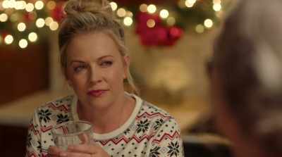 - With Chris?
- Yeah. - Dear Christmas