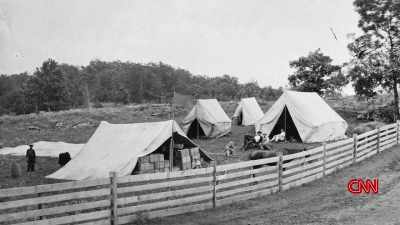 WITH EACH PASSING DAY, THE
COUNTRY GROWS HUNGRIER FOR - Lincoln: Divided We Stand
