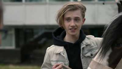 With my friend? Fizza?
She was just trying to help you - - Ackley Bridge