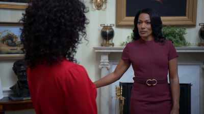 With him, Ellie? - Tyler Perry's The Oval
