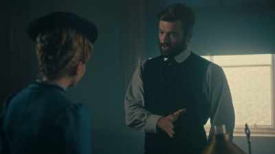 WITH IS WIFE COMMITTED
HE HAS FULL CONTROL
OF HER INHERITANCE. - Miss Scarlet and the Duke