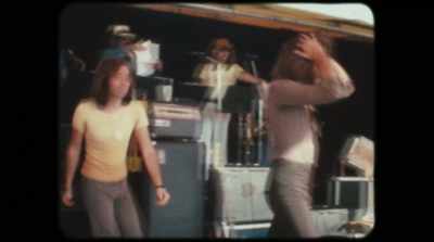 ♪ With my love ♪ - The Bee Gees: How Can You Mend a Broken Heart